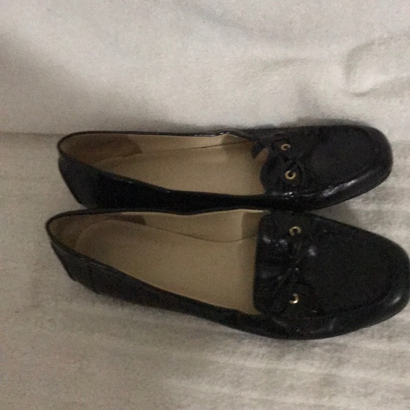 Slippers - Picture 4 of 4